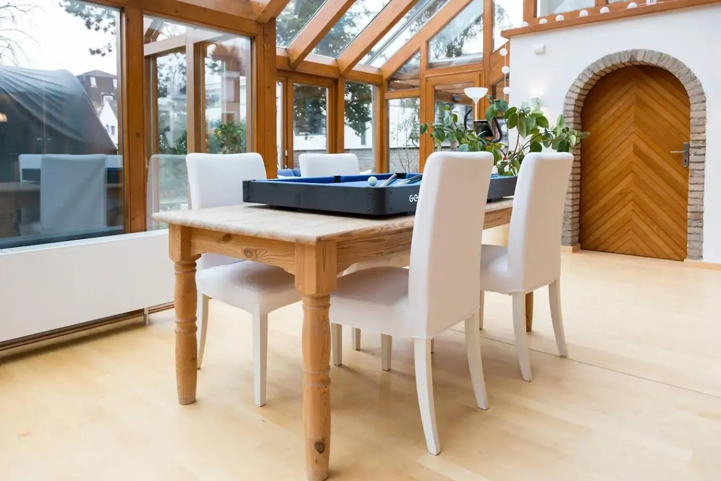 Family Mansion In Cologne Villa